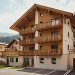 Bonvivar Mountain Guesthouse